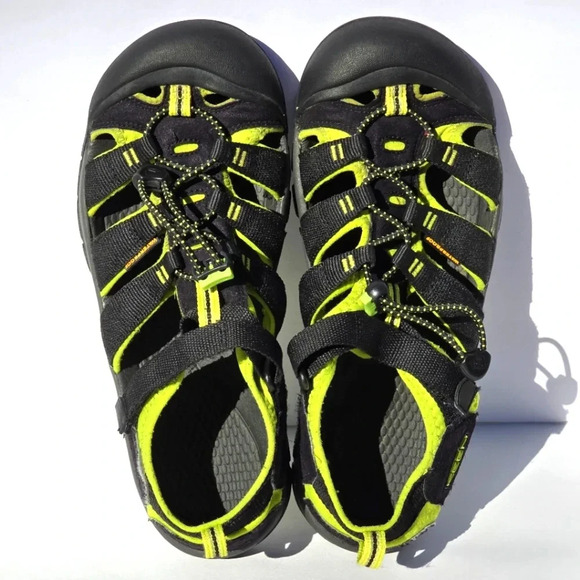 Keen Newport H2 Hiking Outdoors Water Sport Sandals Black Women 8-8.5 Big Kid 7 - Picture 3 of 12